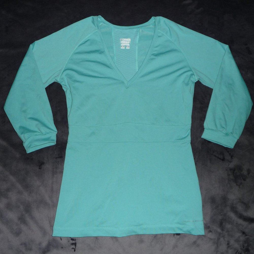 NWOT Comlumbia Titanium 3/4 Sleeve Top M